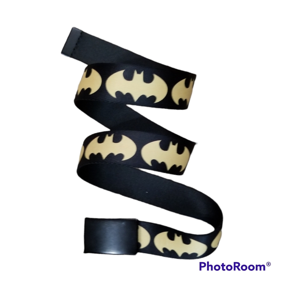 Batman Black Yellow Batman Shield Reversible Adjustable Webbed Belt N Buckle